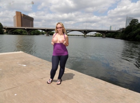 huge round boobs cummed on art naked galleries