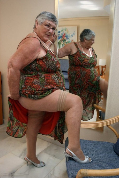 Grandma Libby model sex pics