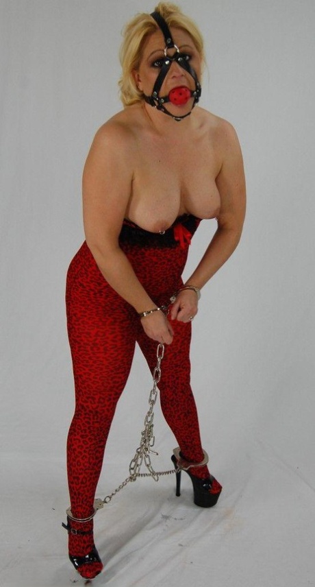 hot redhead girls huge boobs sexy xxx photos