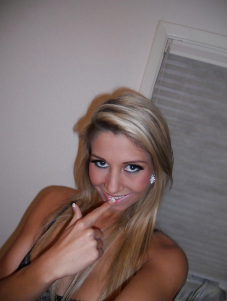 Natalie Vegas star pornographic pic