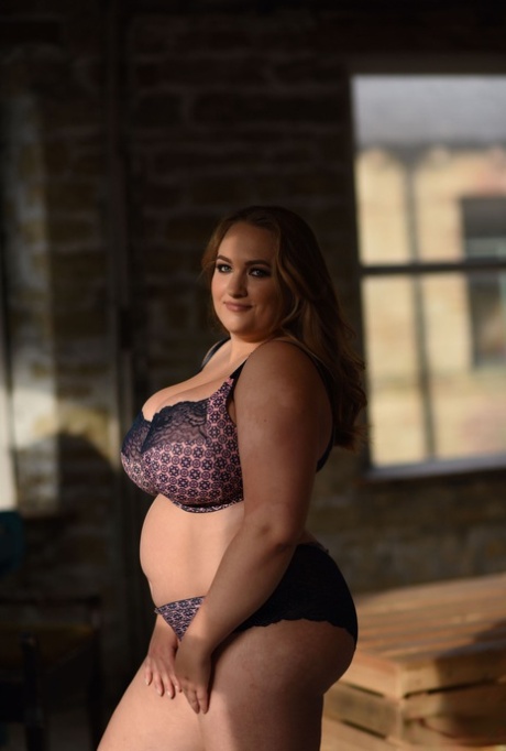 very skinny huge boobs anal hot sexy pics