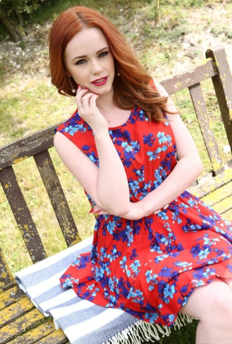 Ella Hughes pornstar erotic gallery