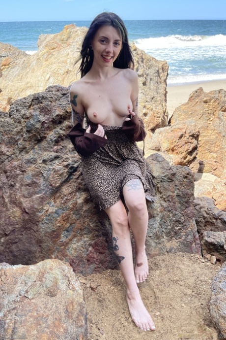 Kitty Cam pornstar naked photos