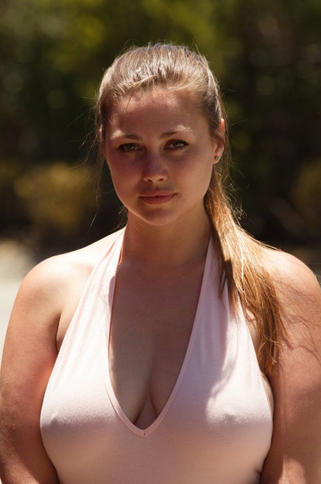 fucking sexy milf with huge boobs nude photos