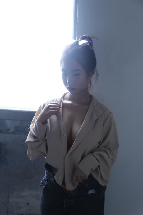 big boobs asian cam slut porn pictures