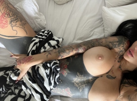 natural amateur skinny big boobs hot xxx photo